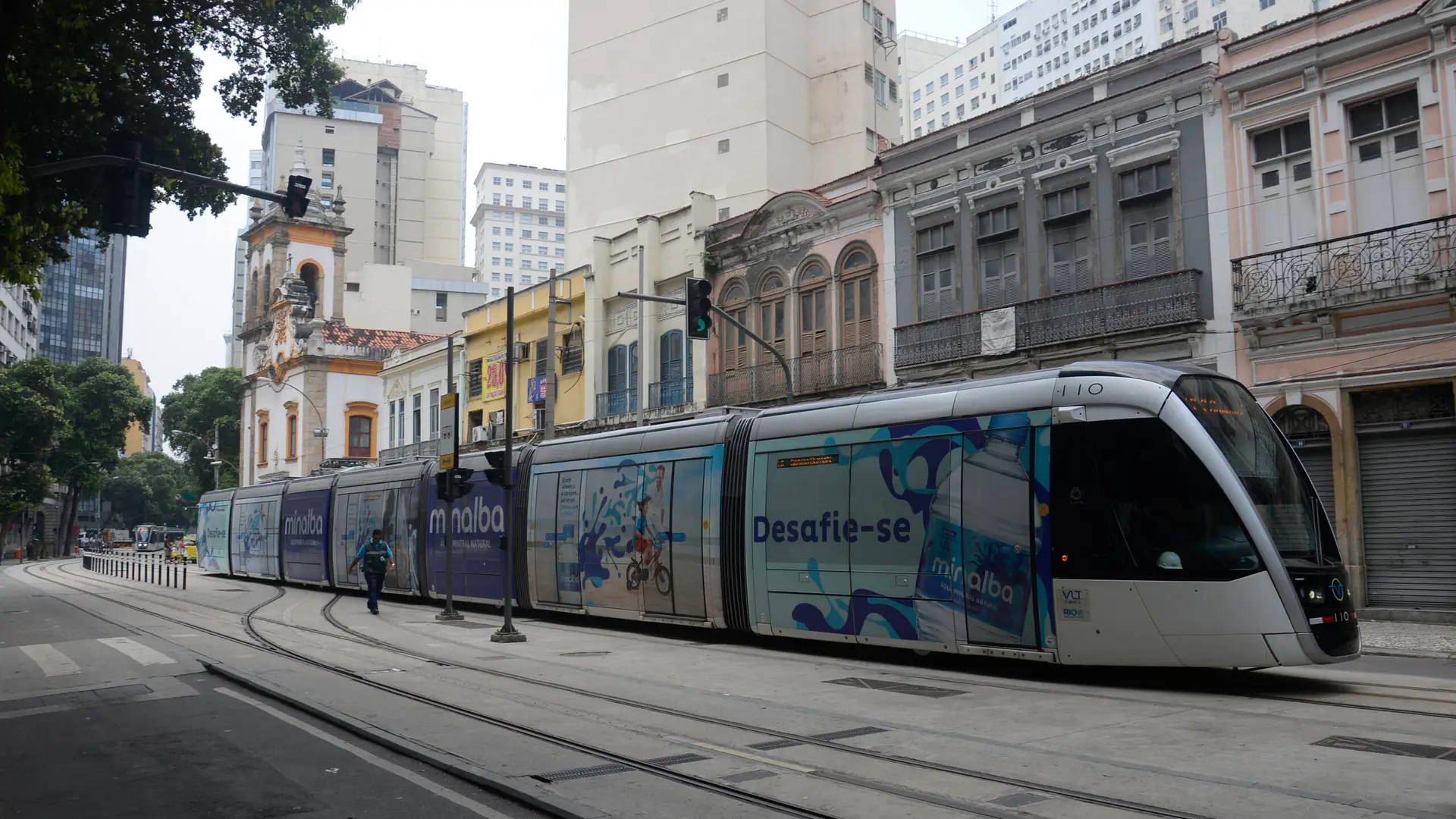 Marketing para Mobilidade Urbana: como sua empresa pode ser relevante em 2025 7 linha 3 do vlt comeca a operardsc4622 edited scaled