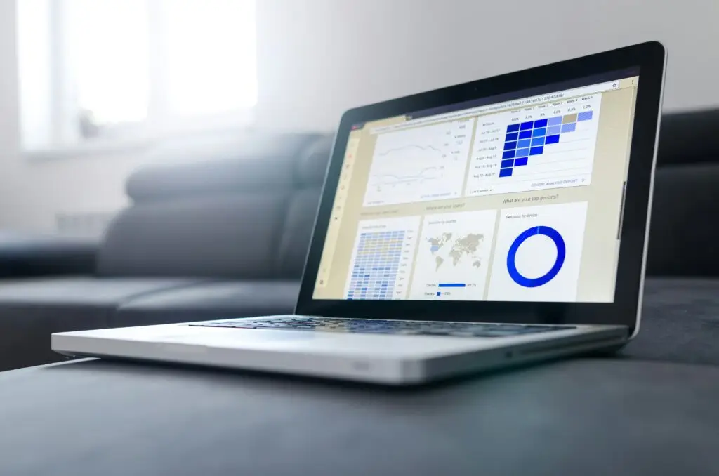 Marketing para transportadoras: como conquistar mais clientes em 2025 8 lukas blazek mcSDtbWXUZU unsplash
